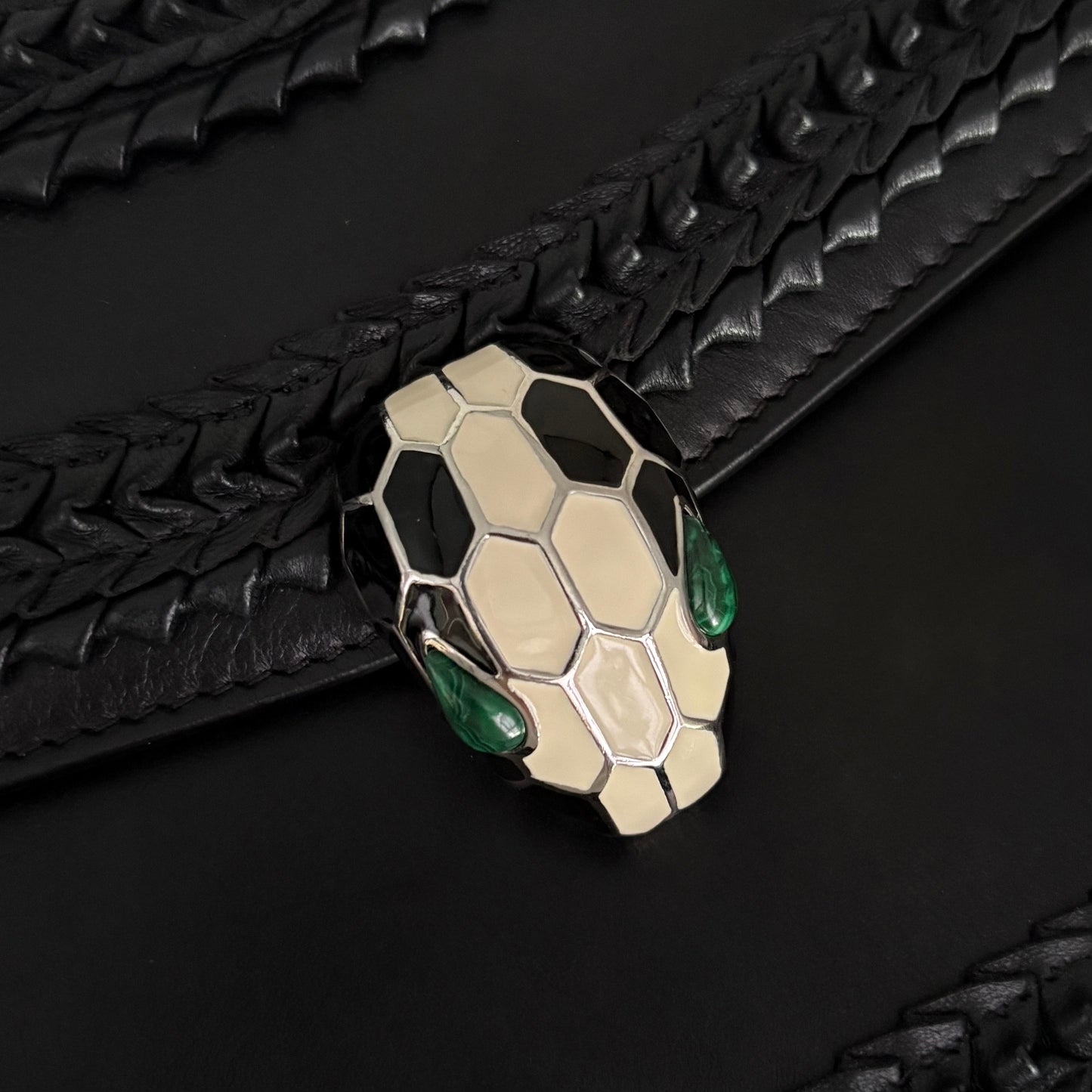 Serpenti Forever Medium Black