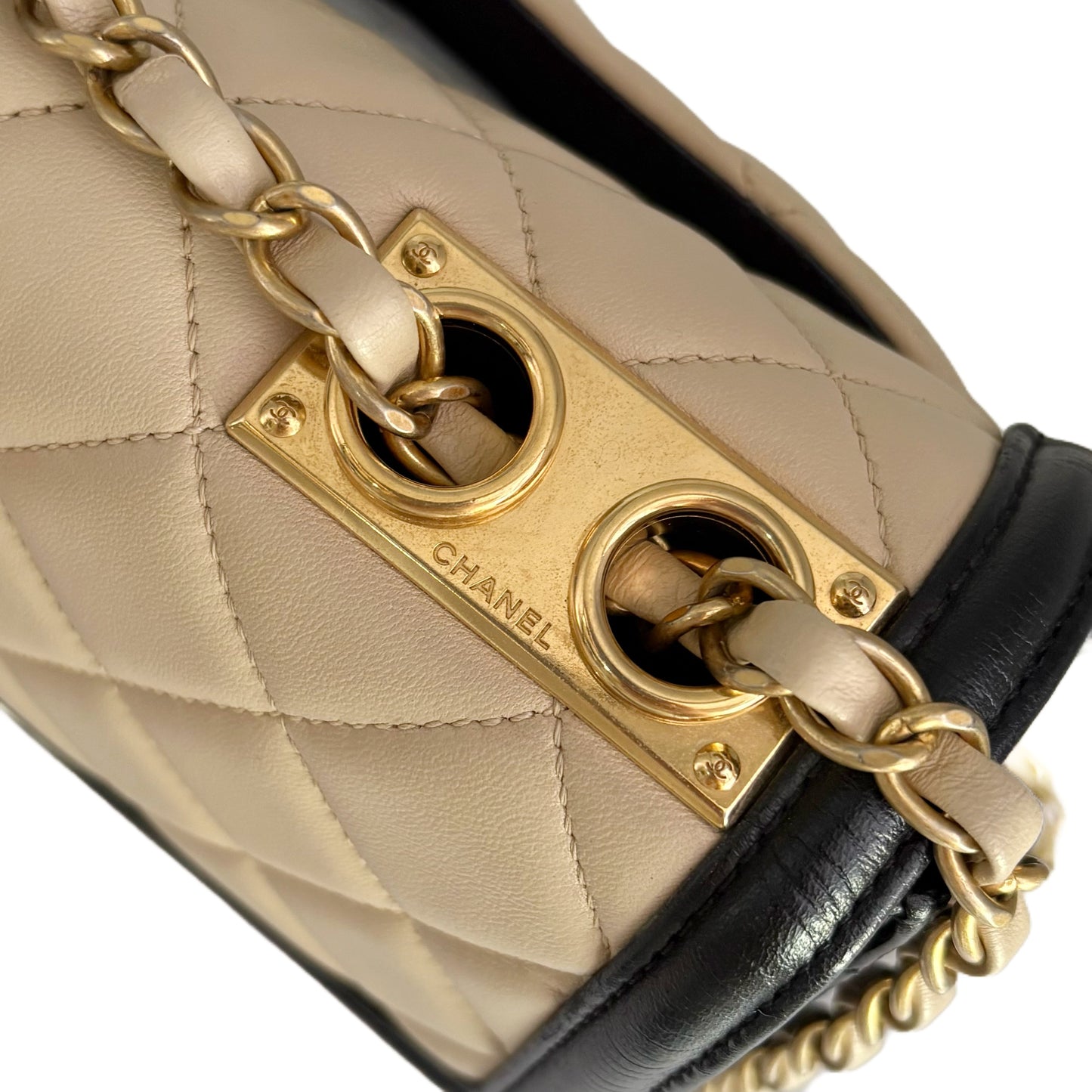 Classic Flap 30 Beige/Black