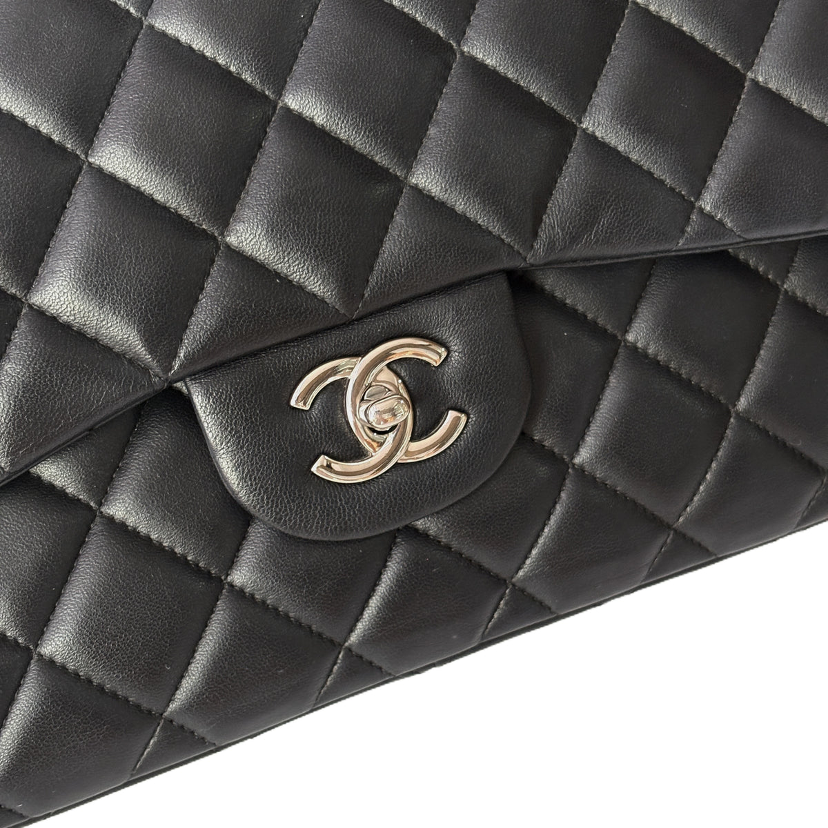Classic Flap Jumbo Large Black