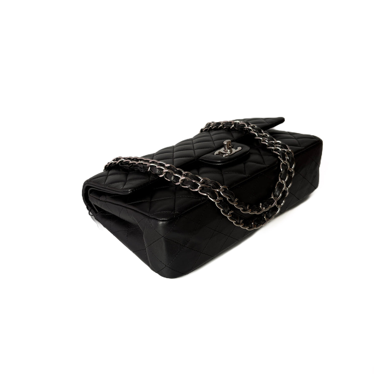 Classic Flap Medium Black