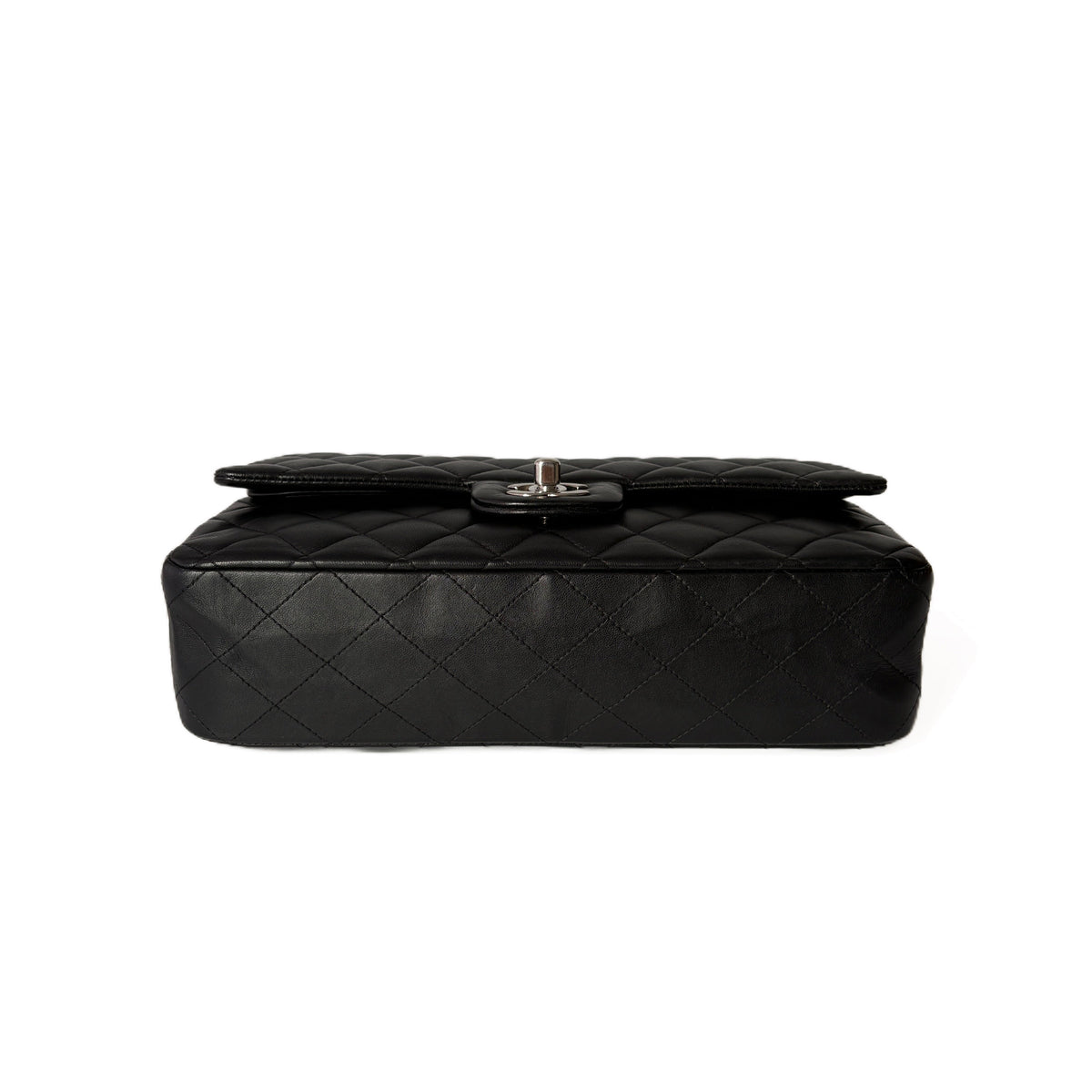 Classic Flap Medium Black
