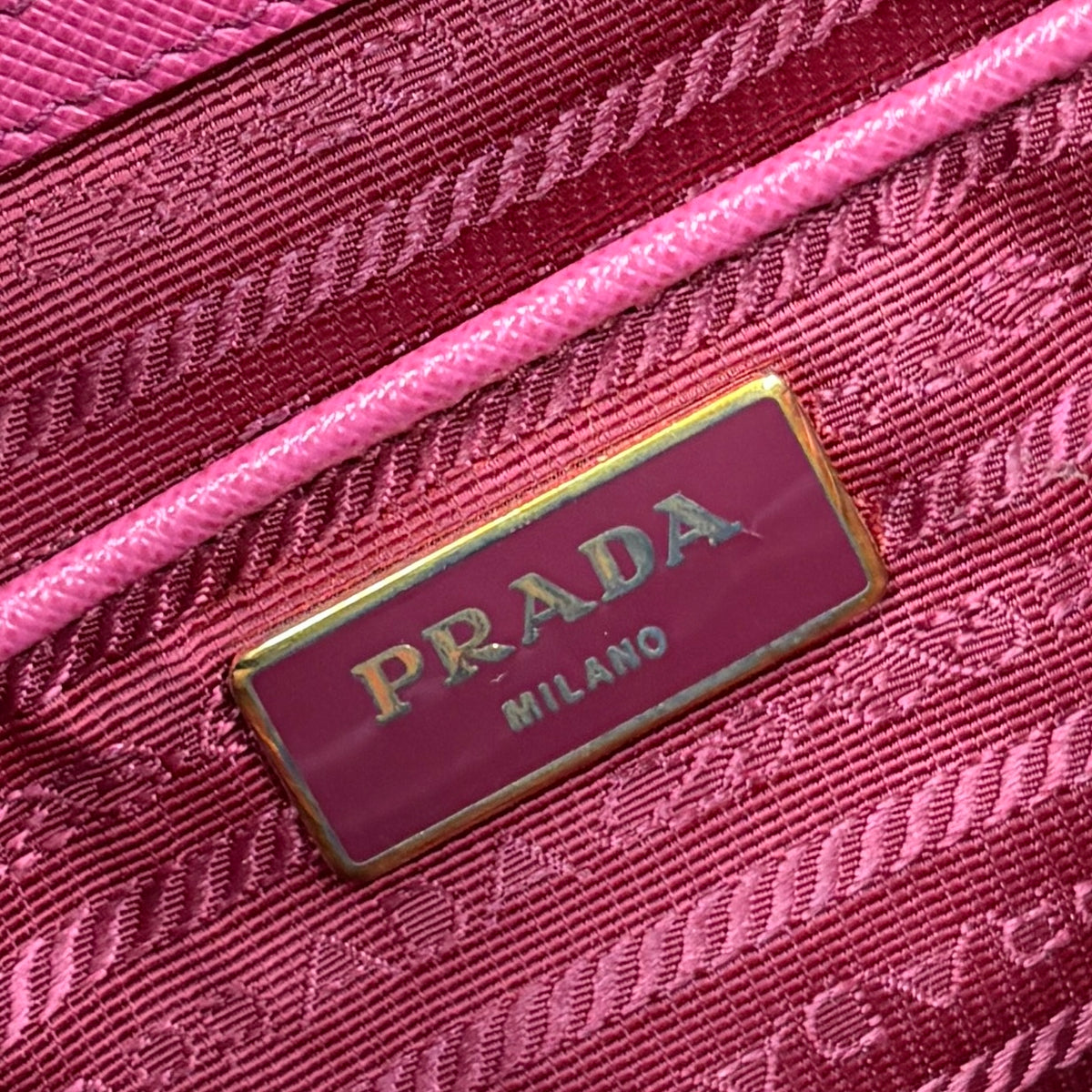 Large Saffiano Handbag Fuchsia