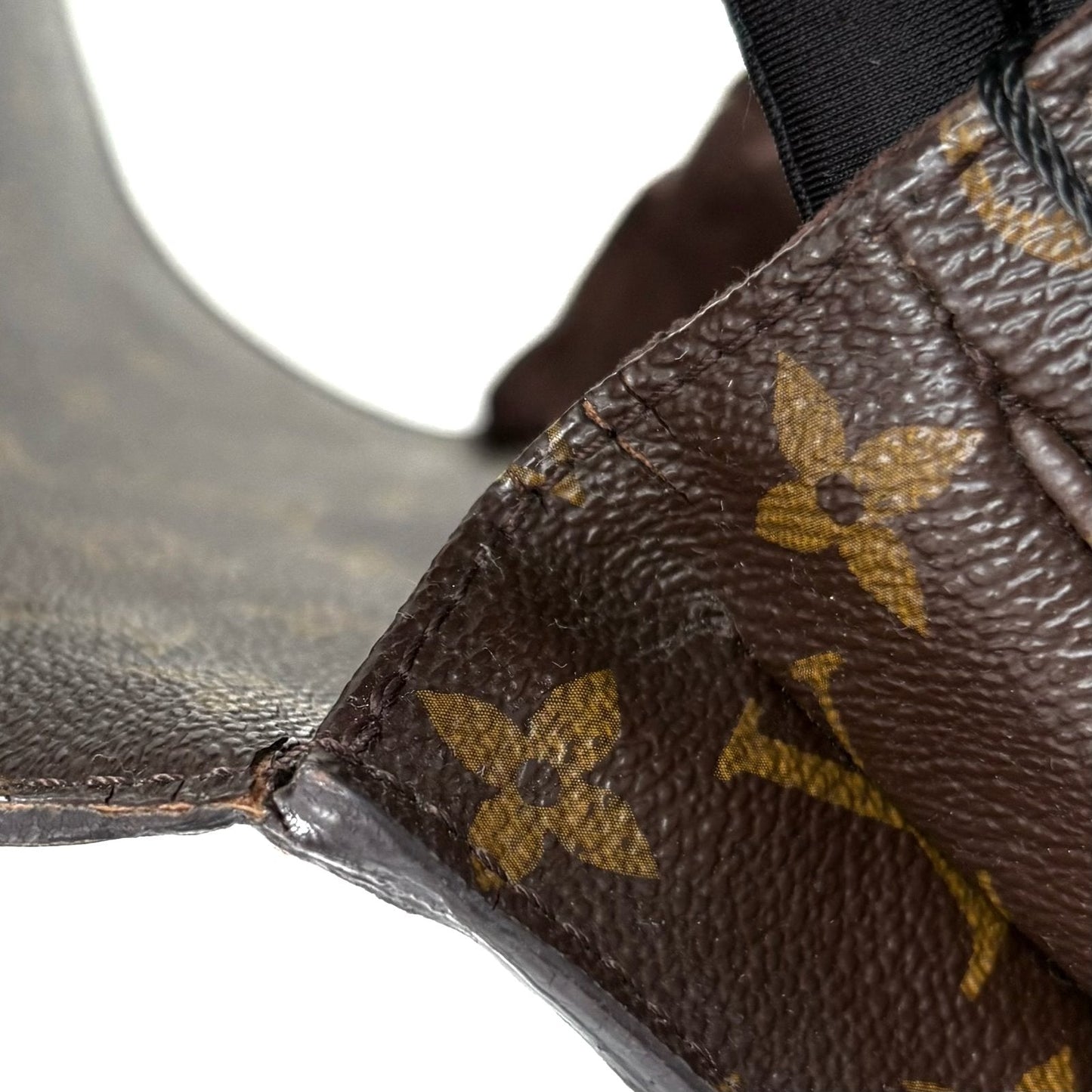 Pochette Métis Monogram
