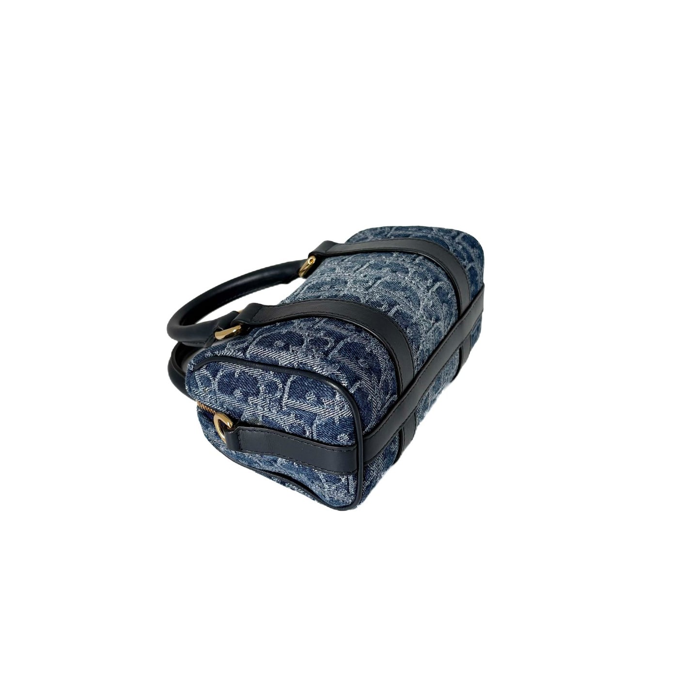 Groove 17 Pillow Blue Oblique