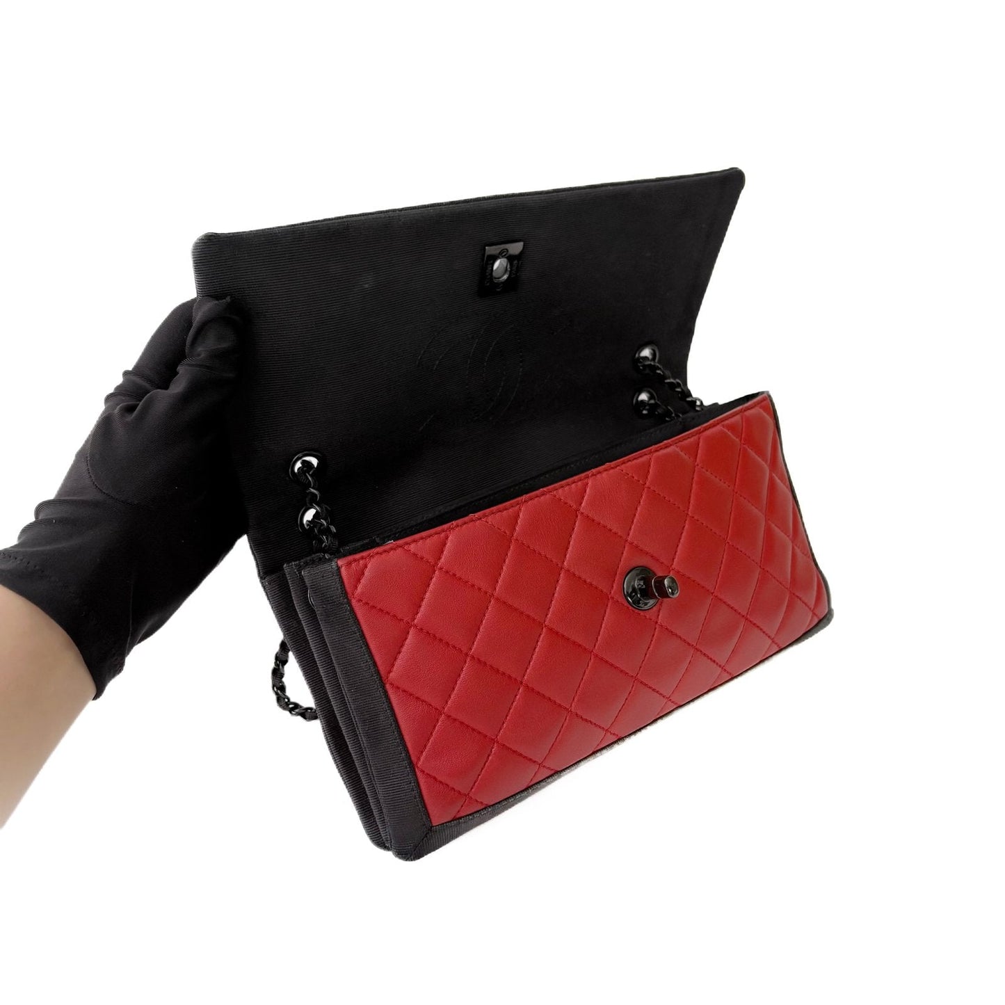 Seasonal Flap Bag Red and Black Bicolor