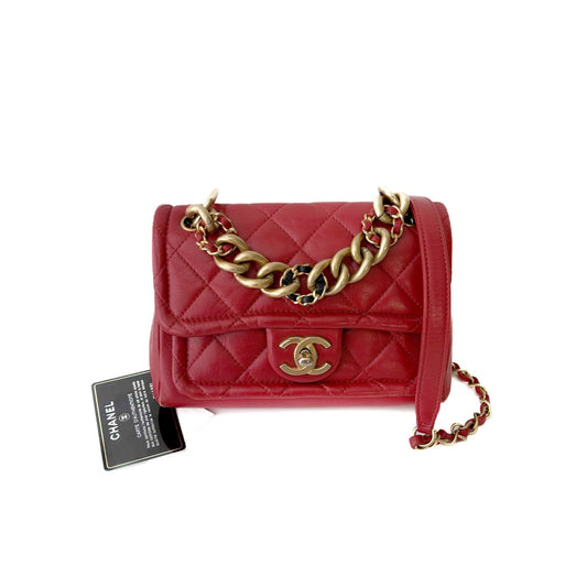 Classic Flap Small Red Lambskin Gold Hardware